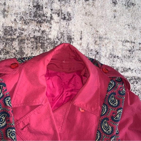 London Fog Raspberry Trench Coat with Paisley Scarf & Elegant Flowing Design - Picture 7 of 11